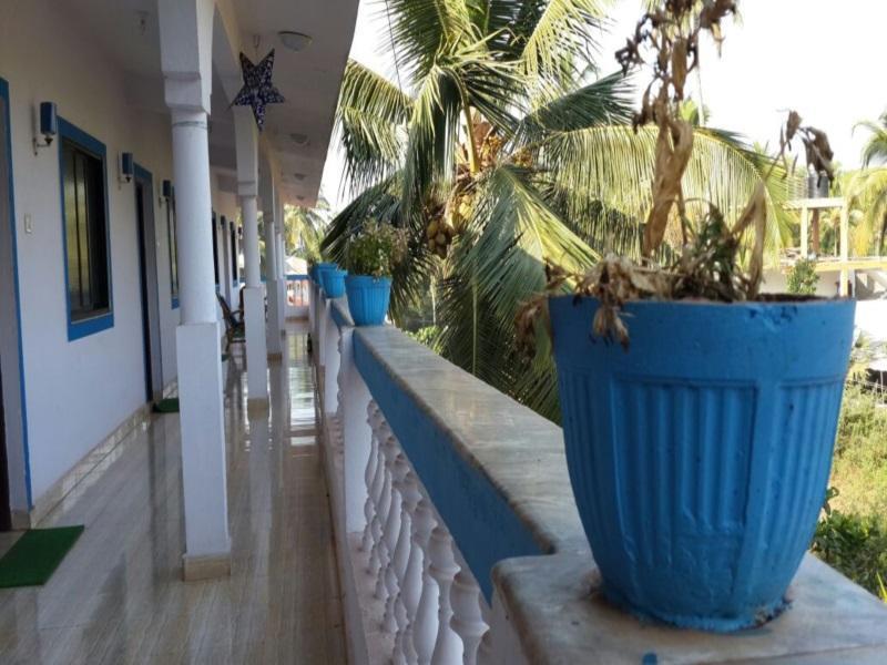 Spot On 61514 Laxmi Guest House Morjim Ngoại thất bức ảnh